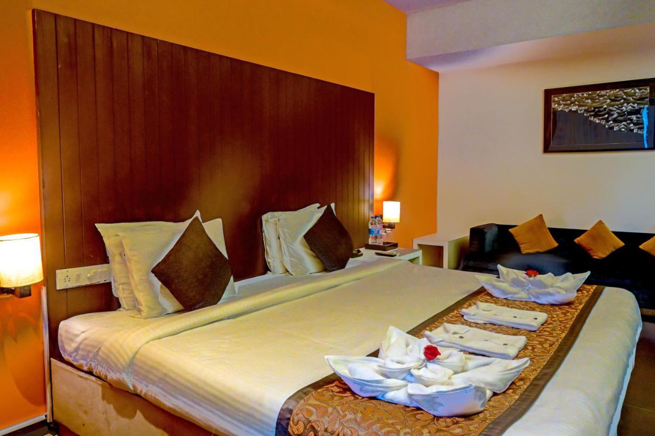Citrus Hotel Lonavala Exterior foto
