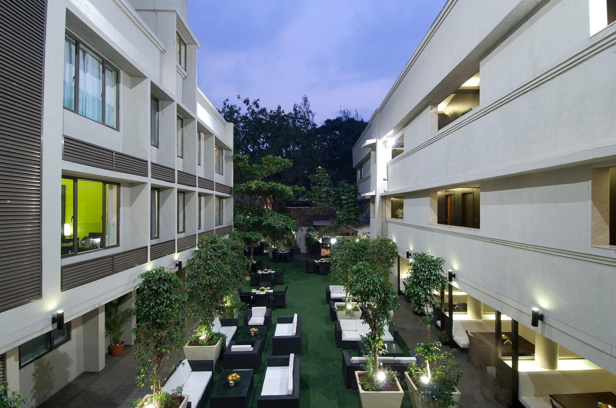 Citrus Hotel Lonavala Exterior foto
