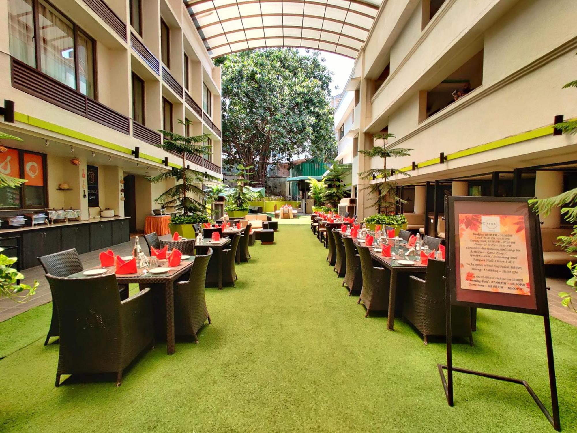 Citrus Hotel Lonavala Exterior foto